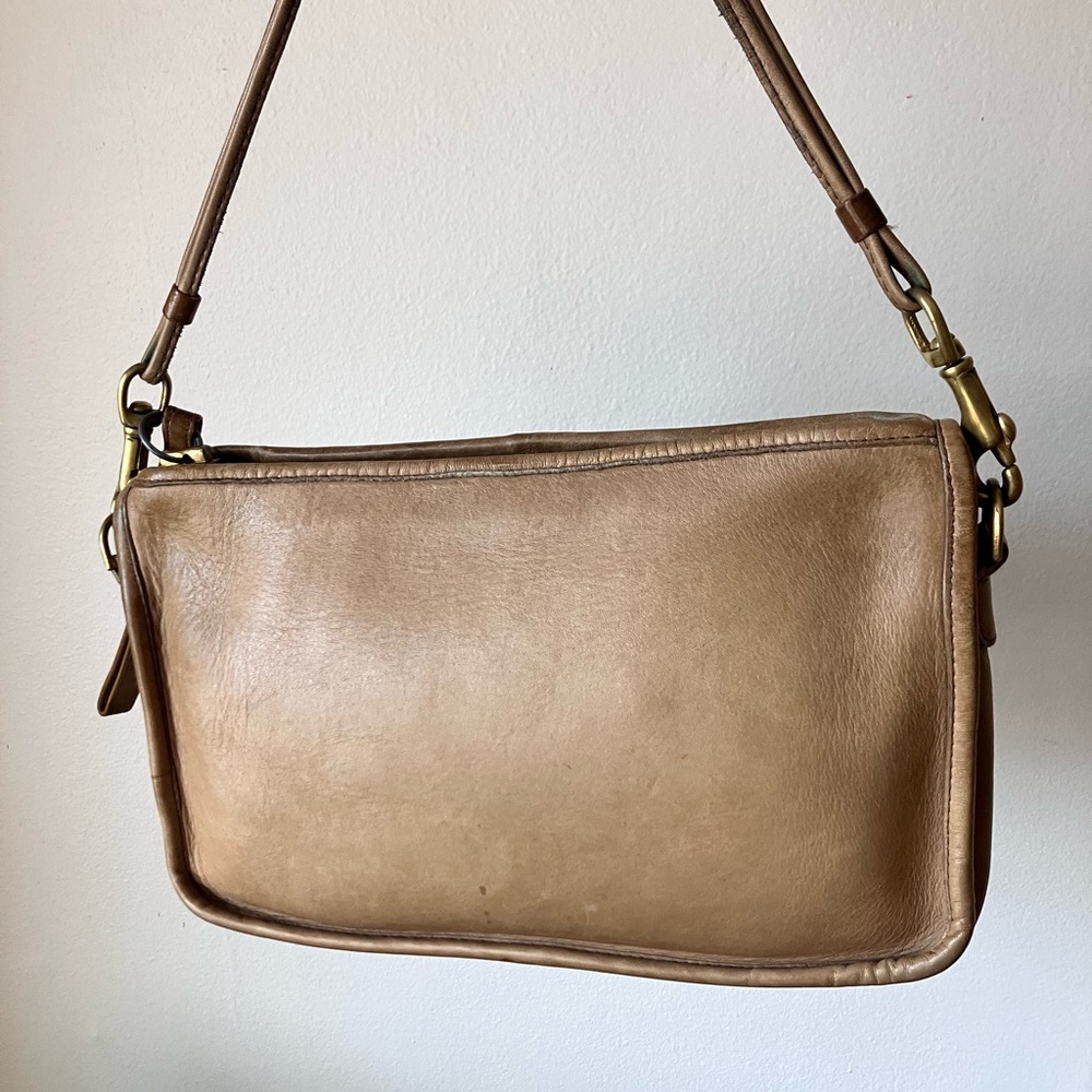 Vintage Coach 1970 Basic Bag 9455 in Putty made in NYC glue in registration